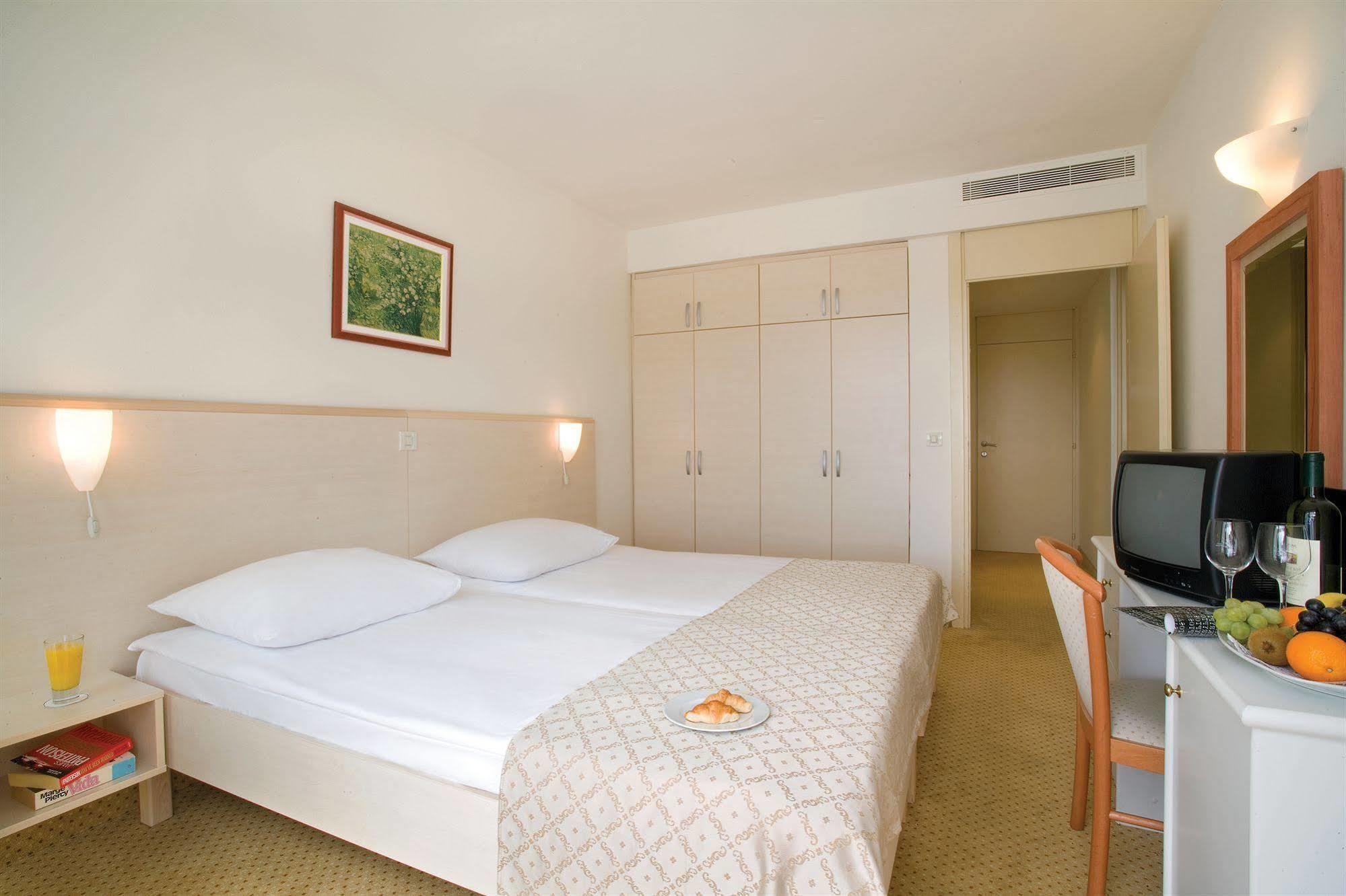 Rubin Sunny Hotel Poreč Dış mekan fotoğraf